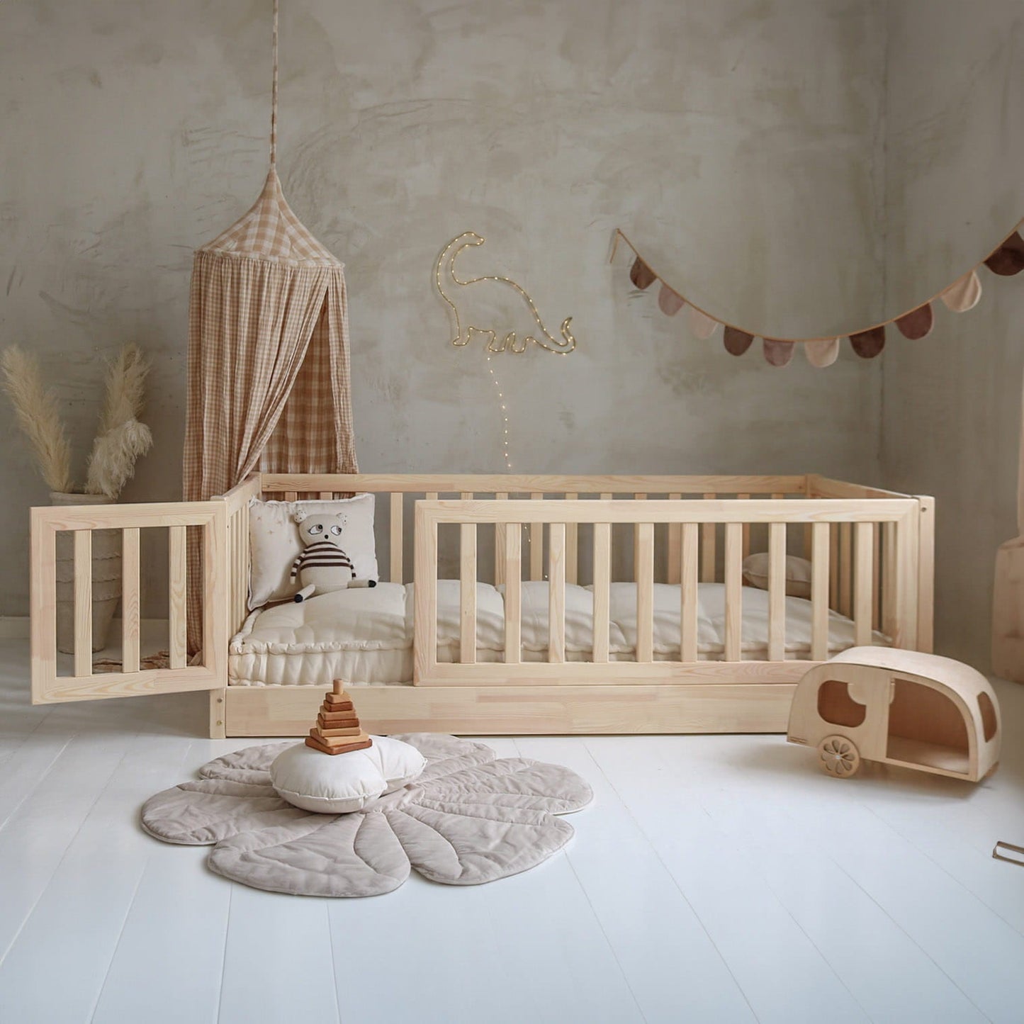 Κρεβάτι με Πορτάκι και Υψηλά Κάγκελα Bambi - HEBE KIDS HOME