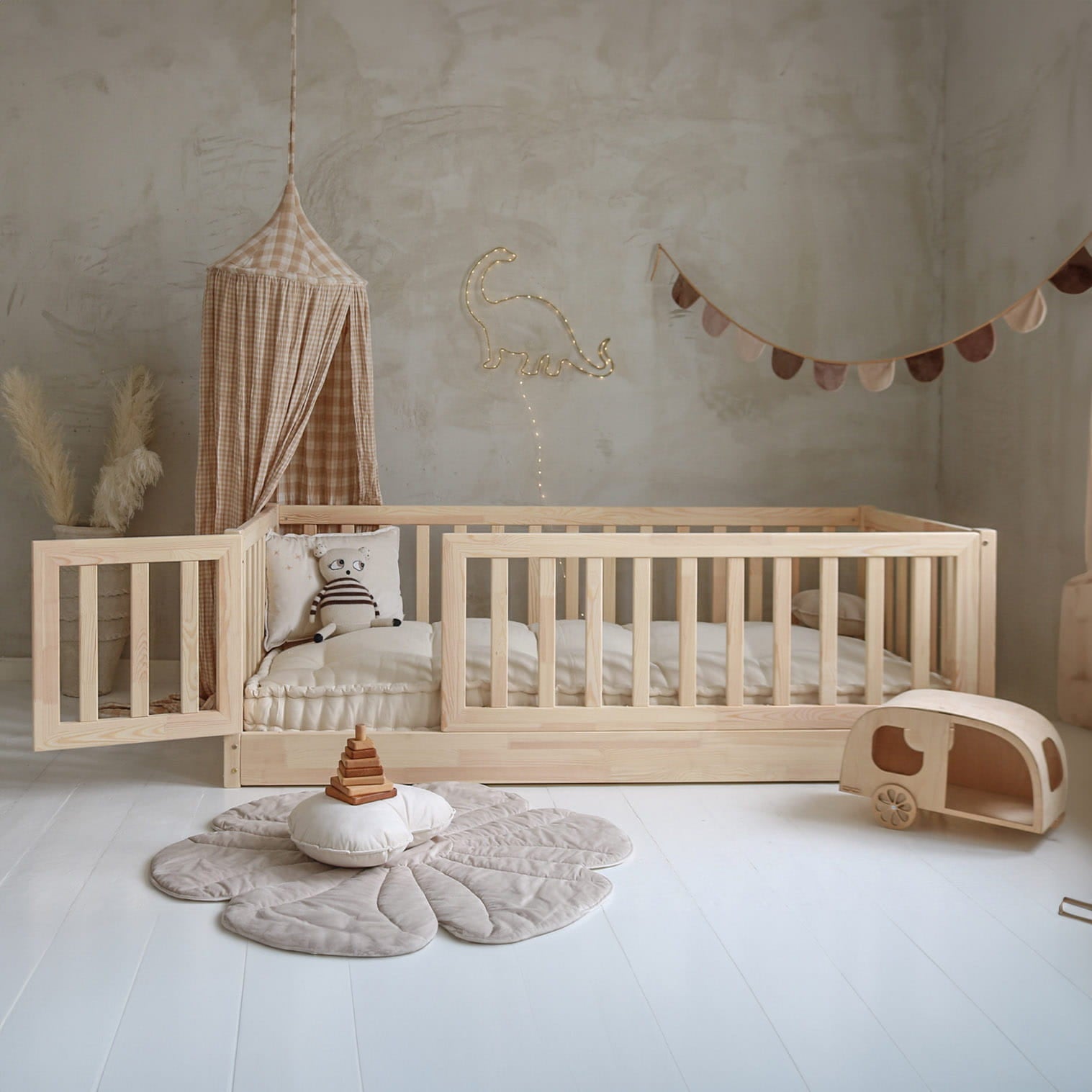 Κρεβάτι με Πορτάκι και Υψηλά Κάγκελα Bambi - HEBE KIDS HOME
