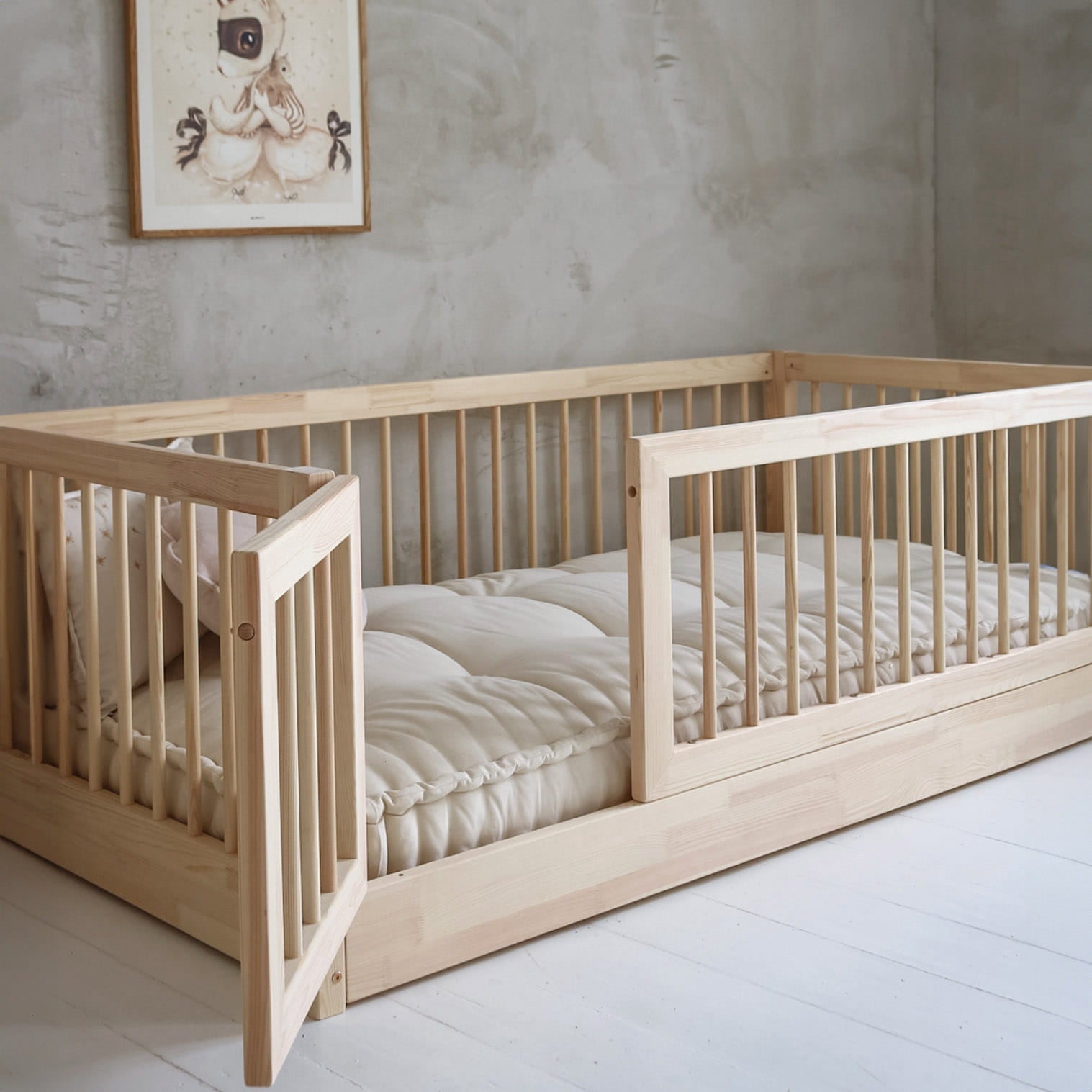 Κρεβάτι με Πορτάκι και Υψηλά Κάγκελα Bambi Round - HEBE KIDS HOME