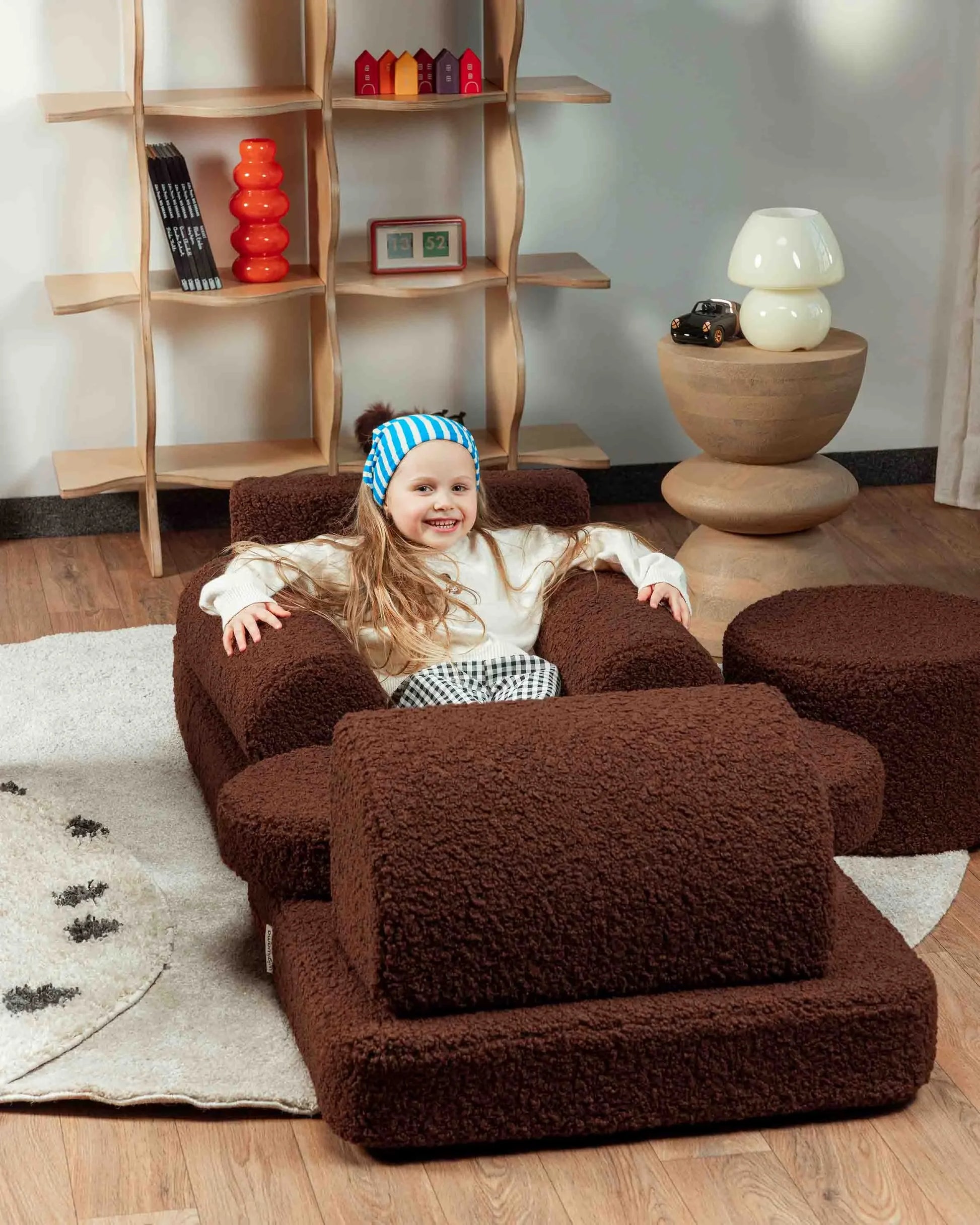 Wigiwama Settee children's sofa lifestyle photo